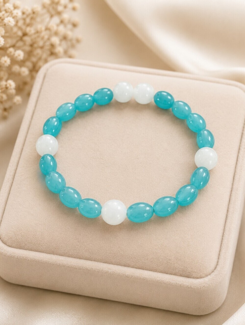 🌸2/$16🌸 Ocean Breeze Aqua & White Beaded Stretch Bracelet